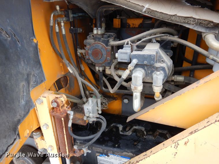 image for item AF9277 2001 Blaw-Knox PF-4410  paver