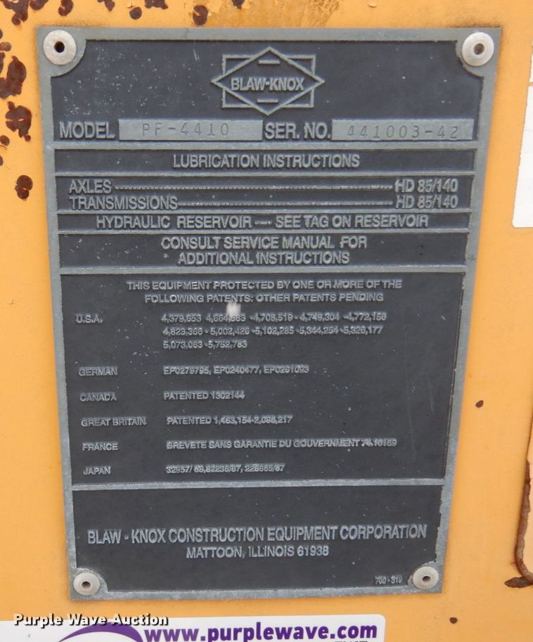 image for item AF9277 2001 Blaw-Knox PF-4410  paver