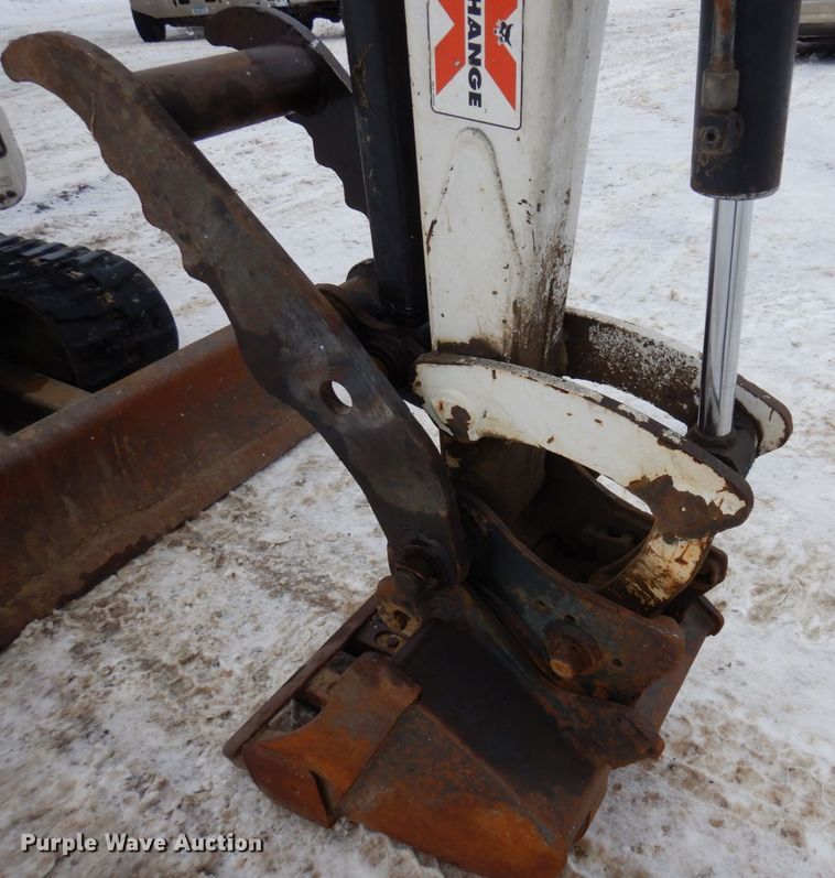 image for item AF9278 2001 Bobcat 325D  mini excavator