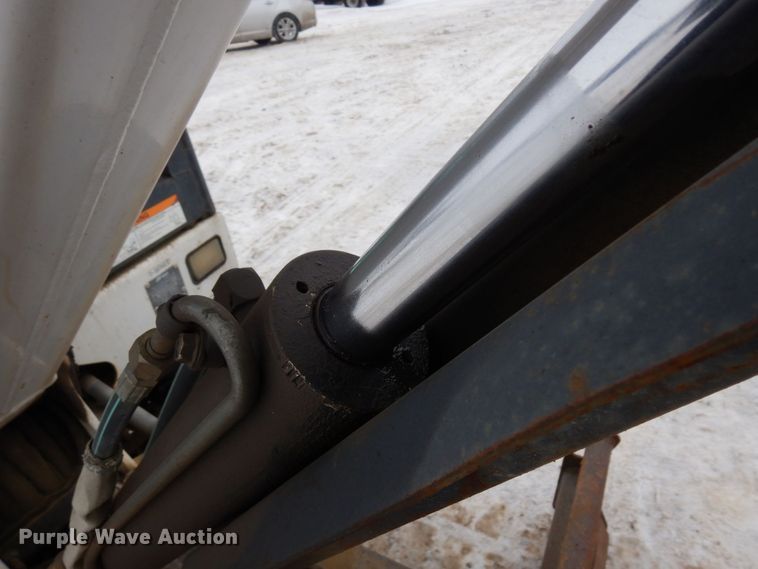 image for item AF9278 2001 Bobcat 325D  mini excavator