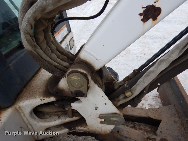 image for item AF9278 2001 Bobcat 325D  mini excavator