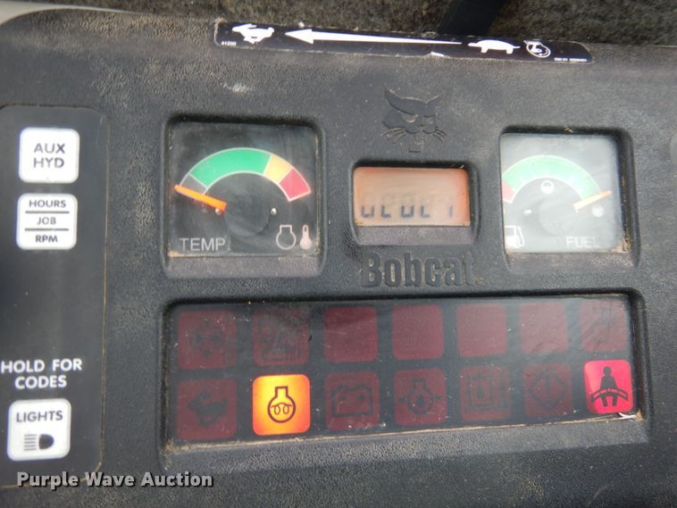 image for item AF9278 2001 Bobcat 325D  mini excavator