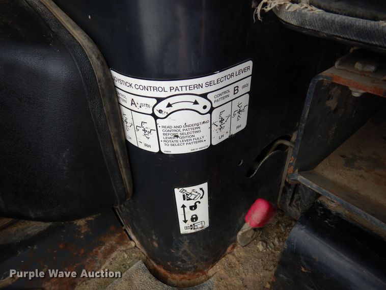 image for item AF9278 2001 Bobcat 325D  mini excavator