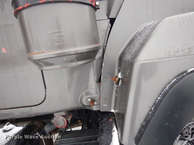 image for item AF9441 1994 Mack RD  water truck