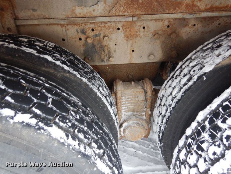 image for item AF9441 1994 Mack RD  water truck