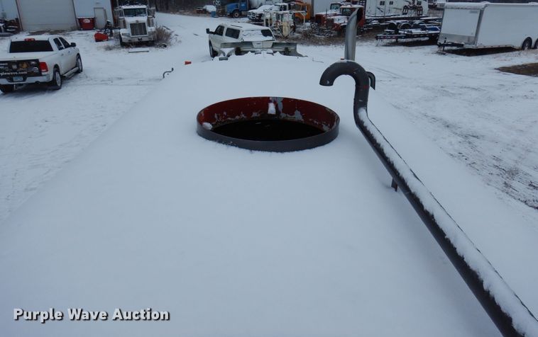 image for item AF9441 1994 Mack RD  water truck