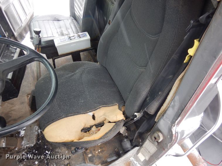 image for item AF9441 1994 Mack RD  water truck