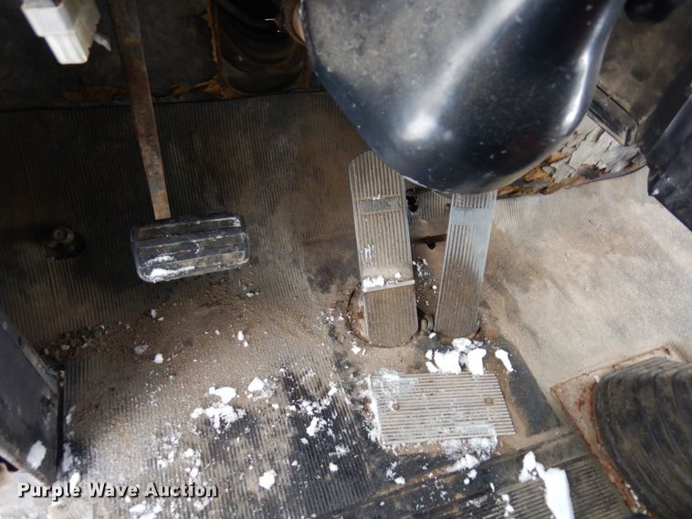 image for item AF9441 1994 Mack RD  water truck