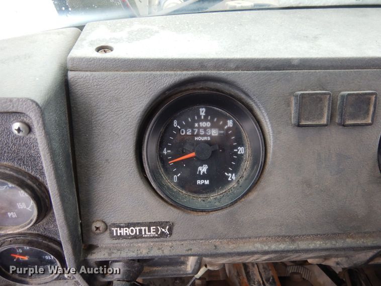 image for item AF9441 1994 Mack RD  water truck