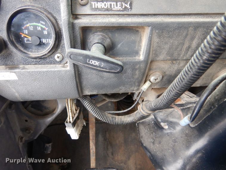 image for item AF9441 1994 Mack RD  water truck