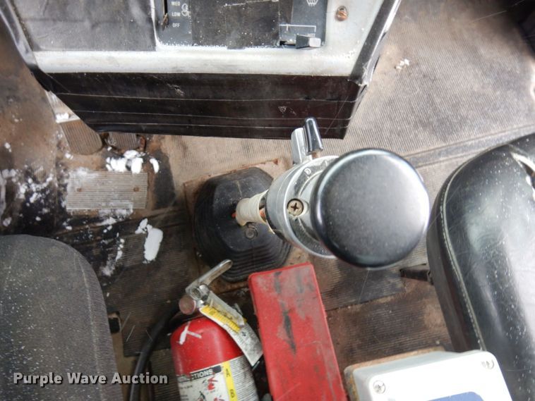 image for item AF9441 1994 Mack RD  water truck