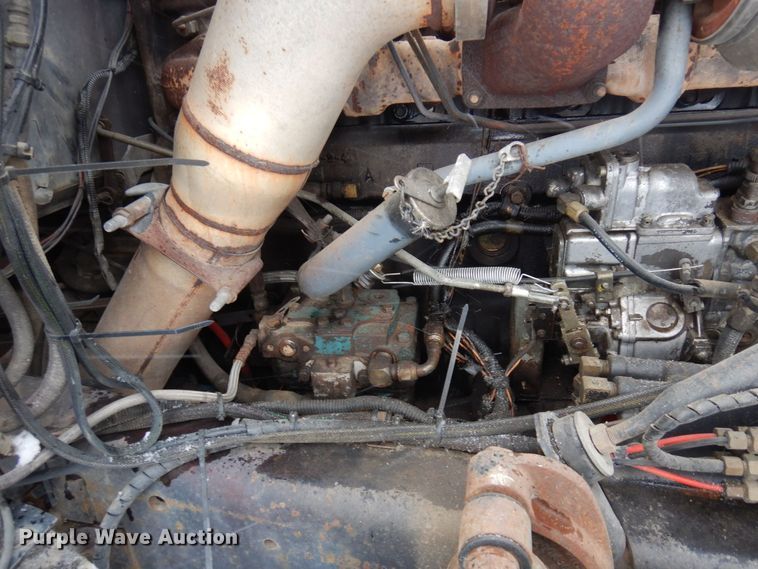 image for item AF9441 1994 Mack RD  water truck