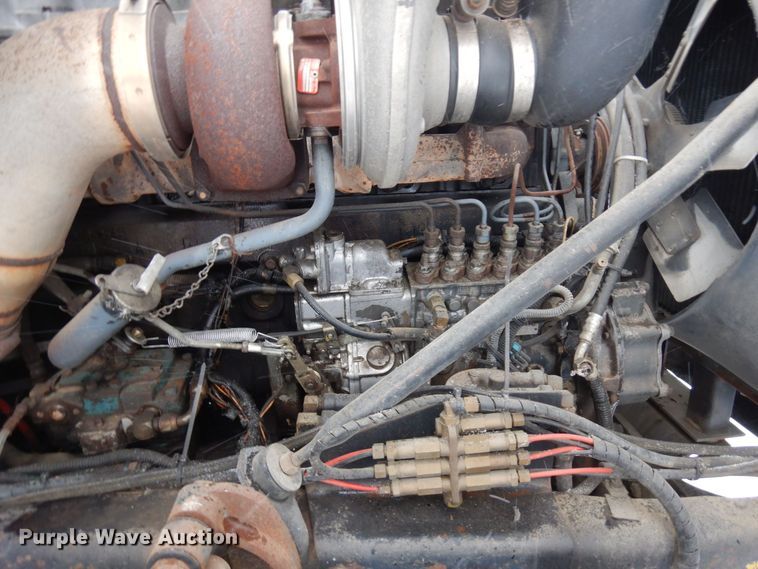 image for item AF9441 1994 Mack RD  water truck