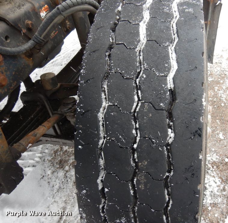 image for item AF9441 1994 Mack RD  water truck