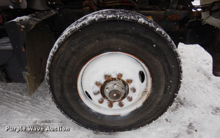 image for item AF9441 1994 Mack RD  water truck