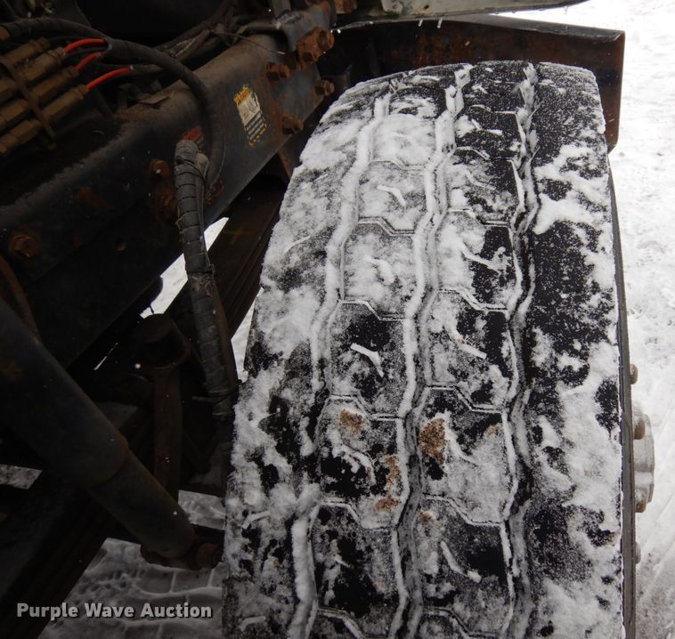 image for item AF9441 1994 Mack RD  water truck