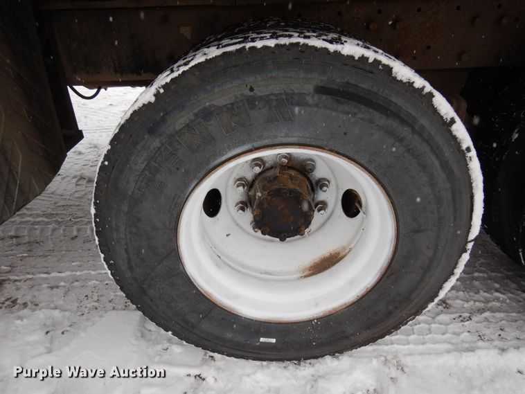 image for item AF9441 1994 Mack RD  water truck