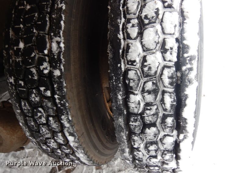 image for item AF9441 1994 Mack RD  water truck