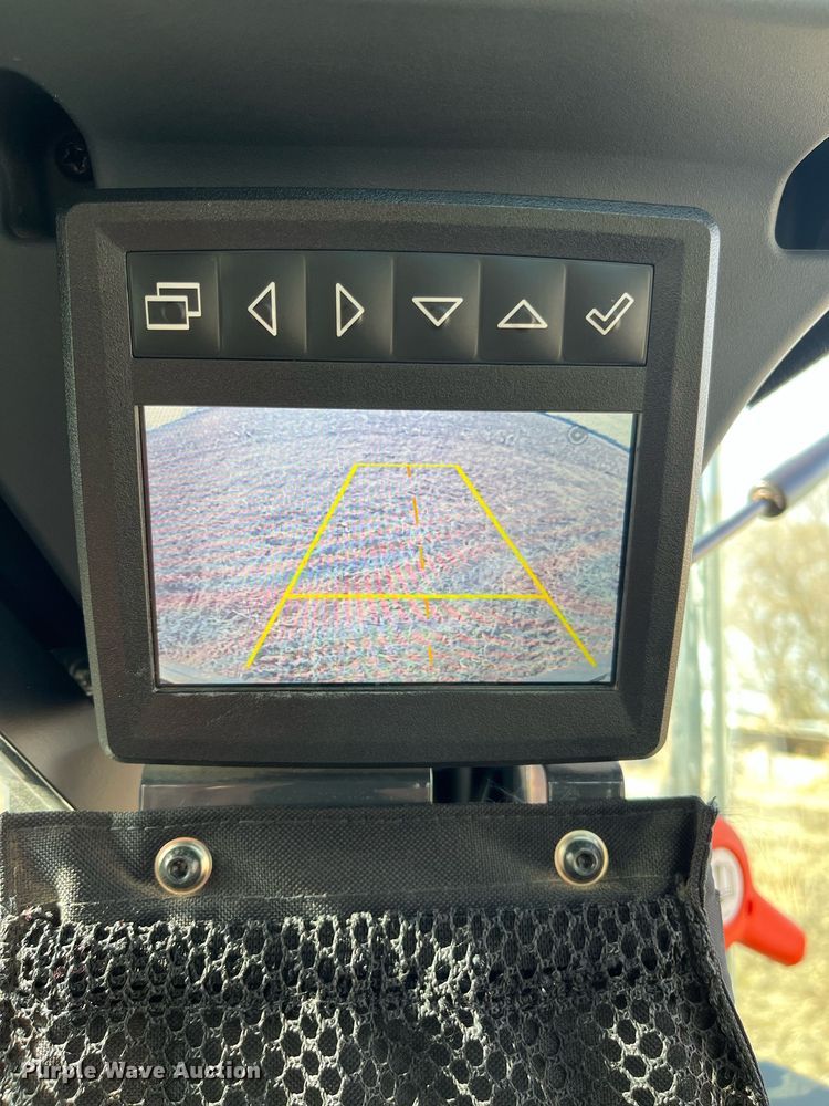 image for item DG5418 2019 John Deere 325G  tracked skid steer loader