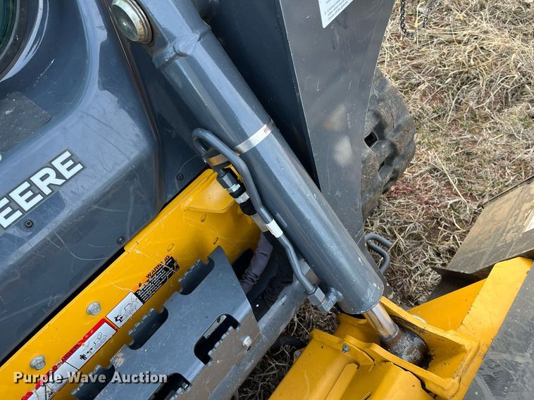 image for item DG5418 2019 John Deere 325G  tracked skid steer loader