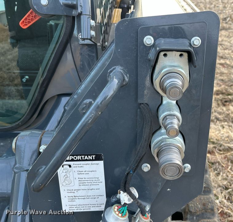 image for item DG5418 2019 John Deere 325G  tracked skid steer loader