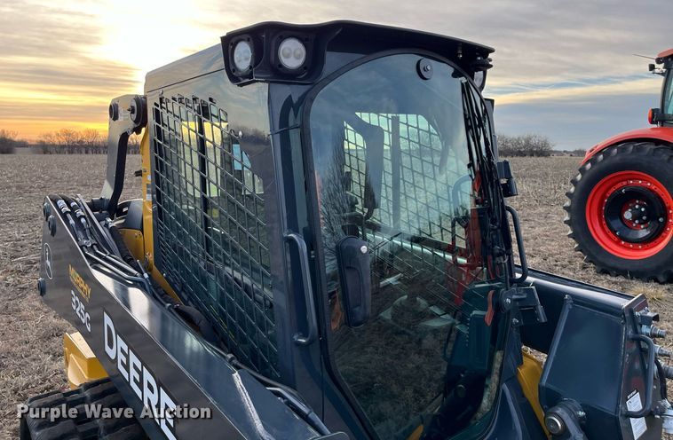 image for item DG5418 2019 John Deere 325G  tracked skid steer loader