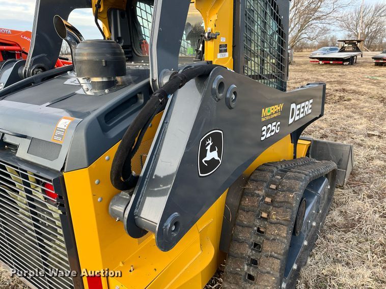 image for item DG5418 2019 John Deere 325G  tracked skid steer loader