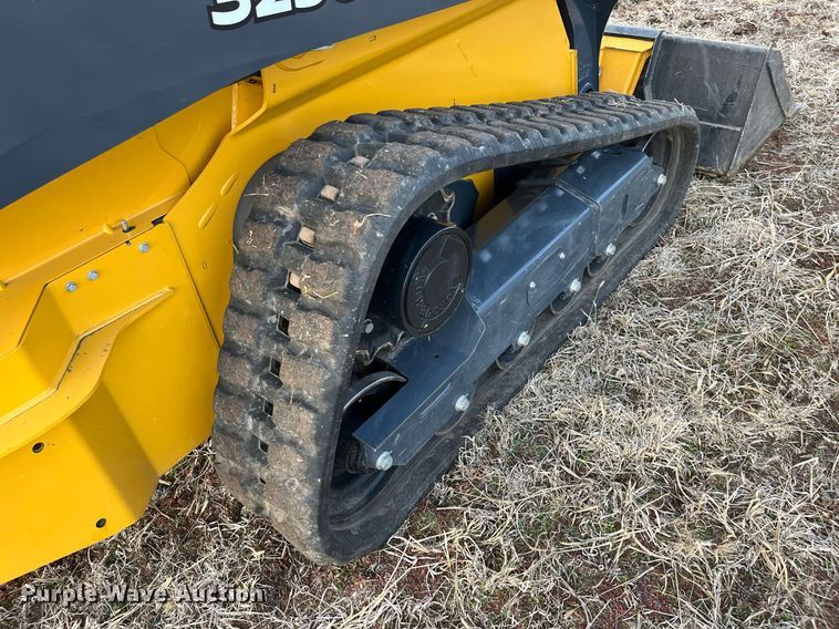 image for item DG5418 2019 John Deere 325G  tracked skid steer loader