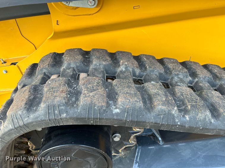 image for item DG5418 2019 John Deere 325G  tracked skid steer loader