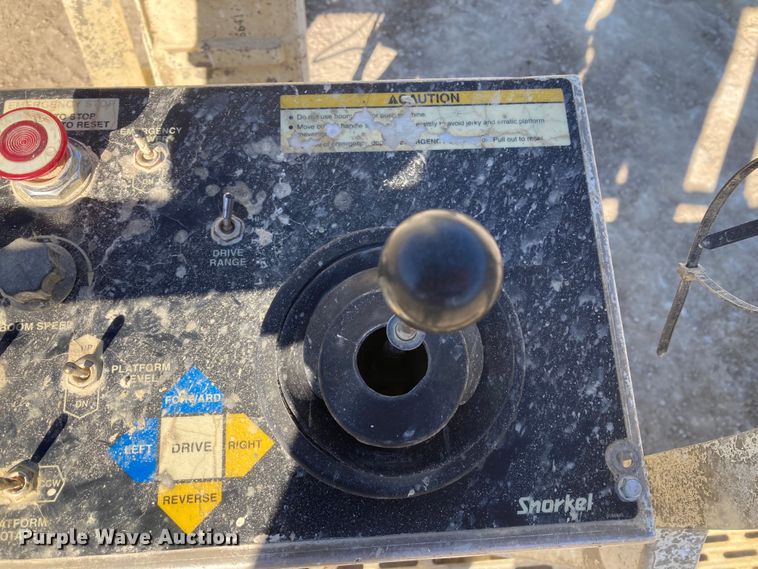 image for item DJ6151 1995 Snorkelift ATB-60ALFO  boom lift