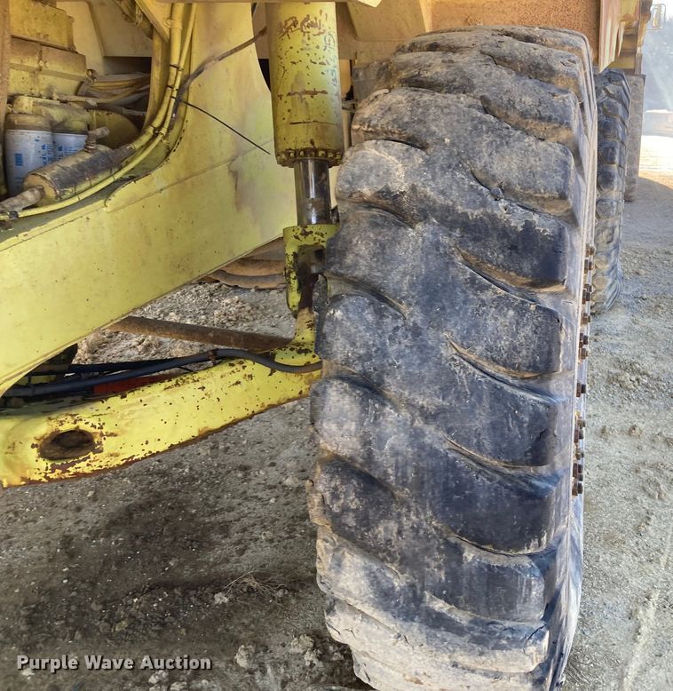 image for item DJ6152 1995 Euclid R35  haul truck