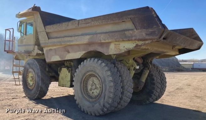 image for item DJ6153 1995 Euclid R35  haul truck