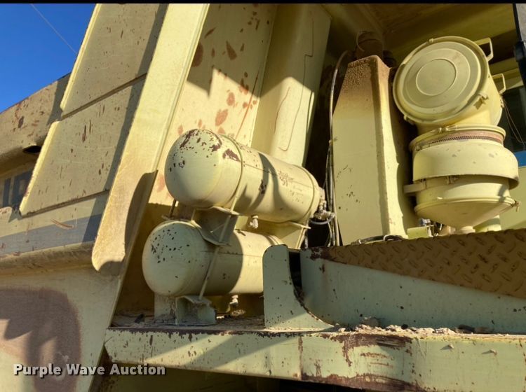 image for item DJ6153 1995 Euclid R35  haul truck