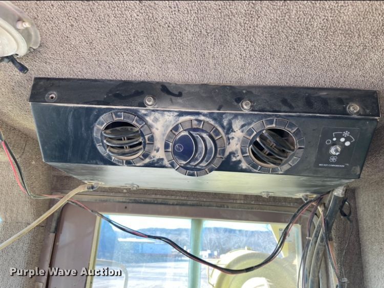 image for item DJ6153 1995 Euclid R35  haul truck