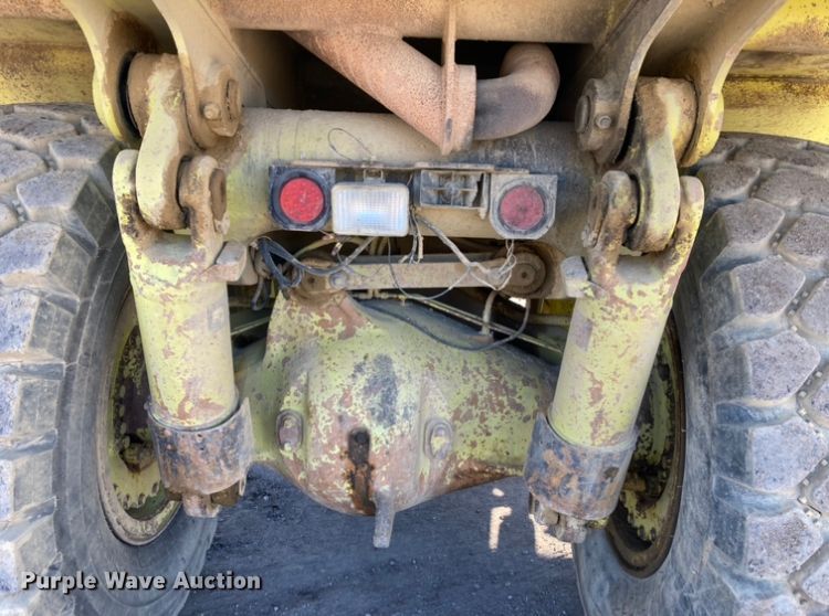 image for item DJ6153 1995 Euclid R35  haul truck