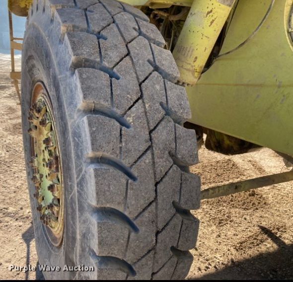 image for item DJ6153 1995 Euclid R35  haul truck