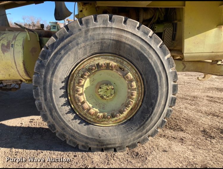 image for item DJ6153 1995 Euclid R35  haul truck