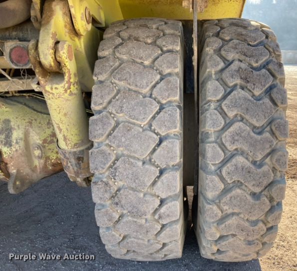 image for item DJ6153 1995 Euclid R35  haul truck