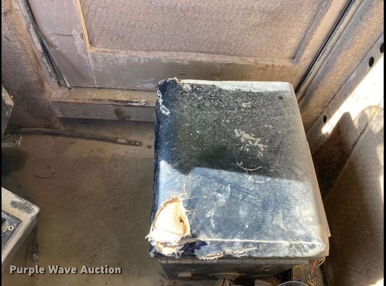 image for item DJ6154 1994 Euclid R35  haul truck