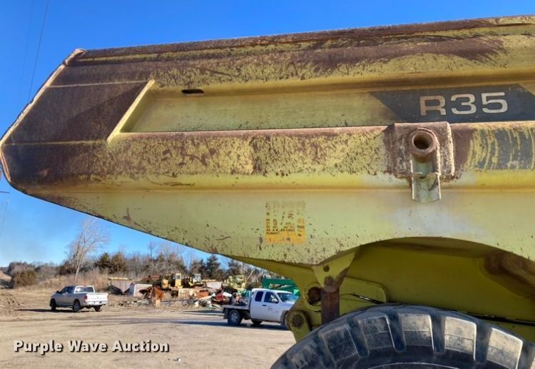 image for item DJ6154 1994 Euclid R35  haul truck