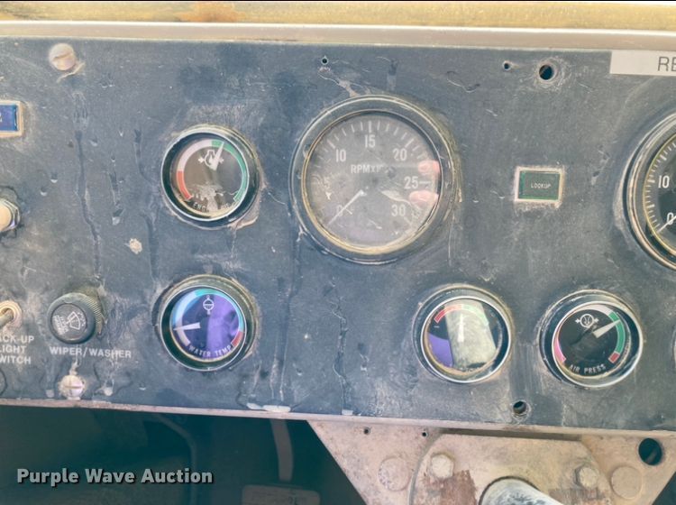 image for item DJ6154 1994 Euclid R35  haul truck