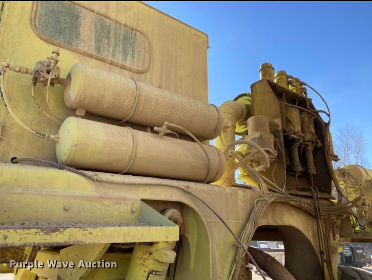 image for item DJ6154 1994 Euclid R35  haul truck