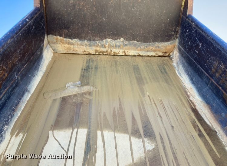 image for item DJ6154 1994 Euclid R35  haul truck