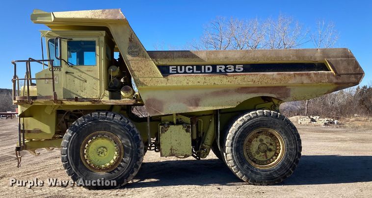 image for item DJ6155 1992 Euclid R35  haul truck