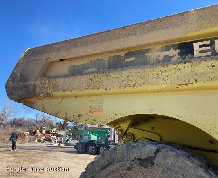 image for item DJ6155 1992 Euclid R35  haul truck