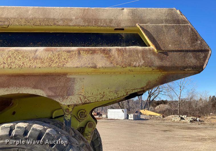 image for item DJ6155 1992 Euclid R35  haul truck