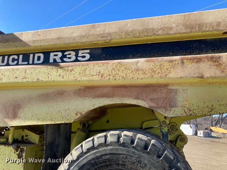 image for item DJ6155 1992 Euclid R35  haul truck