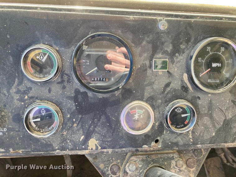 image for item DJ6155 1992 Euclid R35  haul truck