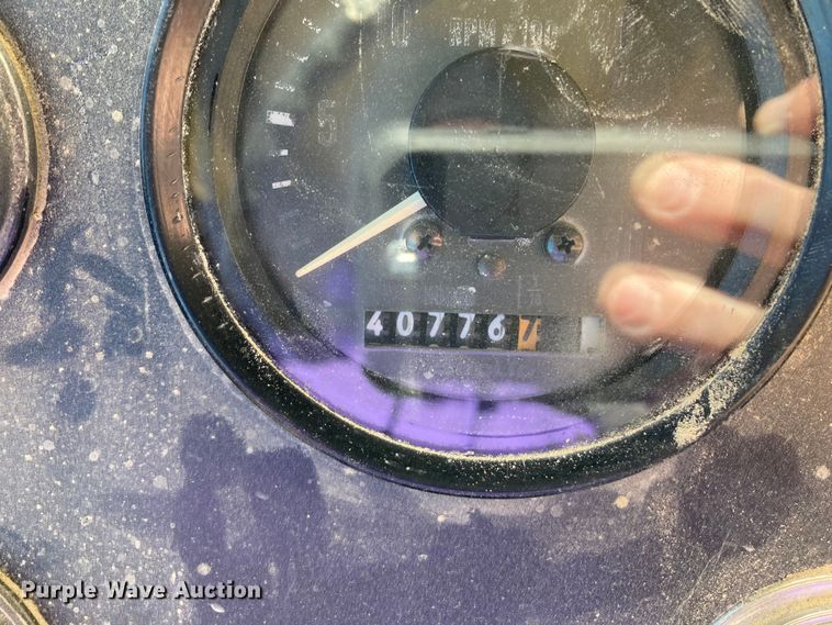 image for item DJ6155 1992 Euclid R35  haul truck