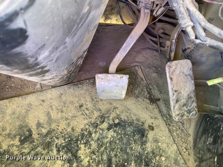 image for item DJ6155 1992 Euclid R35  haul truck